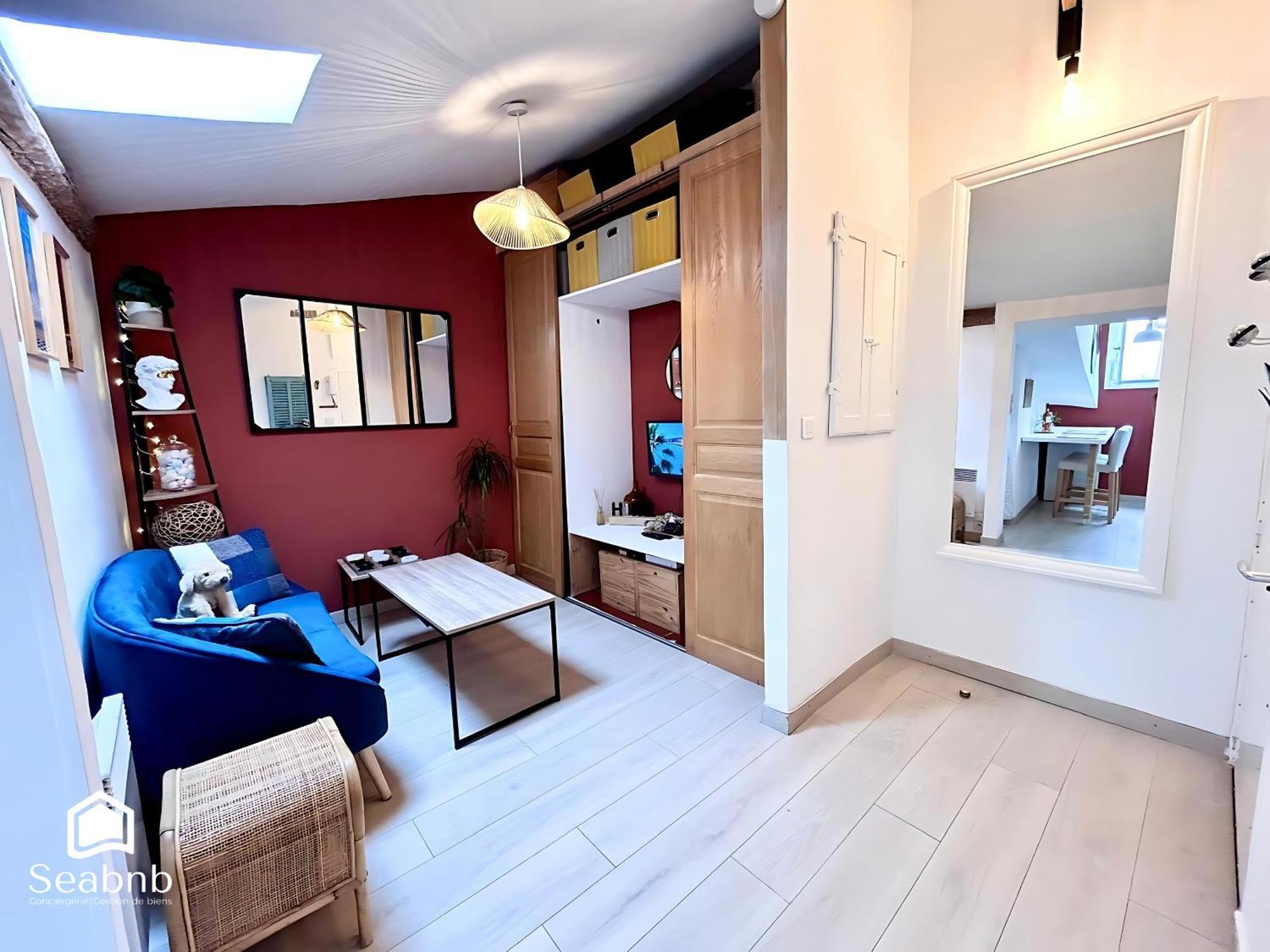 Apartment Little Nest - Old Town - Breakfast - Wifi - Ac Nice