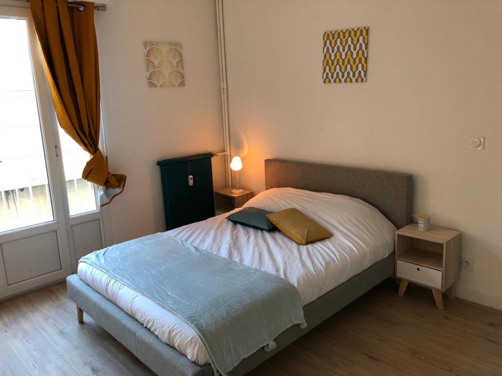Spacieux 2 Minutes De La Apartment *