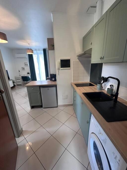 Apartment Dans Proche Nice