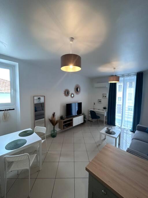 Dans Proche Apartment Nice