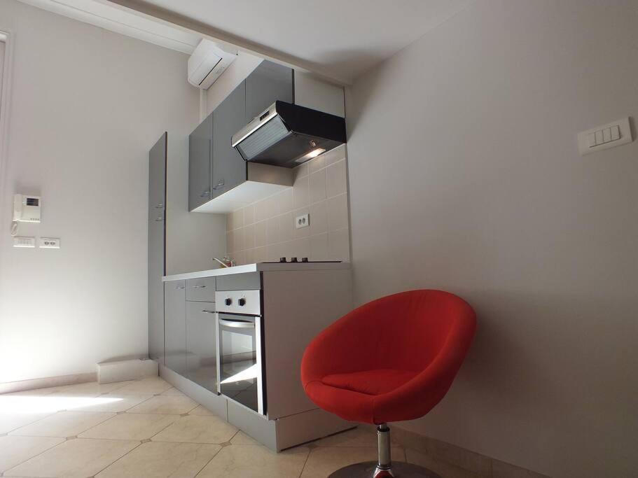 Comfort Paganini-nice Center Train Station Nice