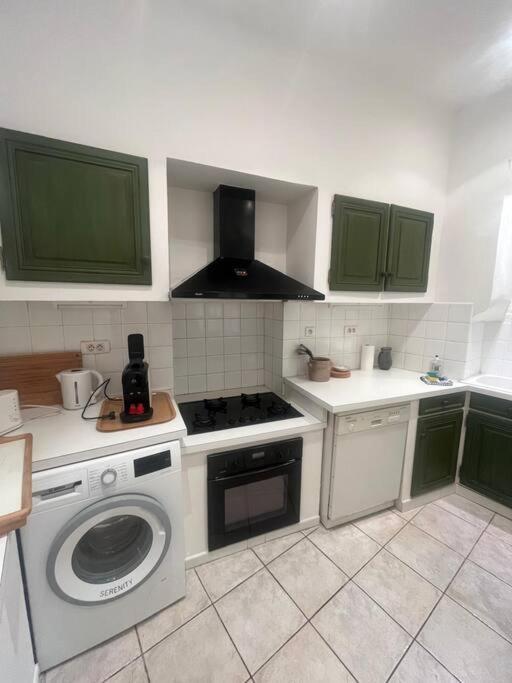 Apartment - Grand T2 Bis Proche De La Nice