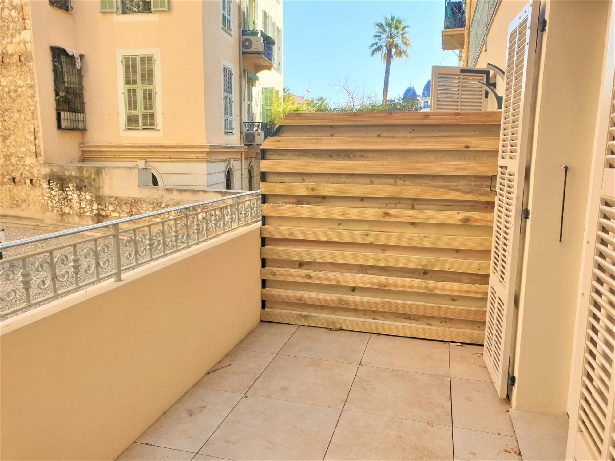 Le Terrasse Proche 104 Apartment *