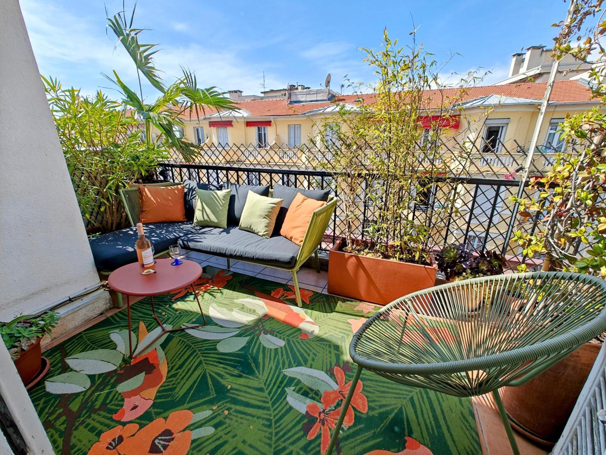 Cozy Roof Terrace Near Promenade Des - Ac Apartment