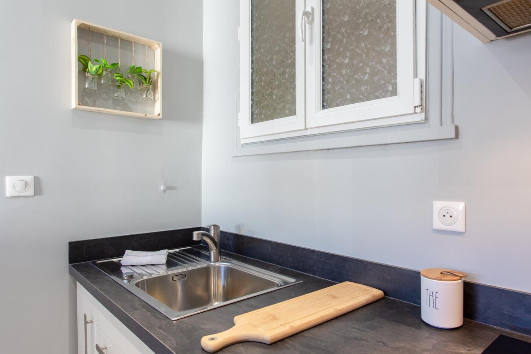 L12 Staywiz Us - Port Window 1bedroom Wifi 5mins & Nice's Cap Apartment Nice