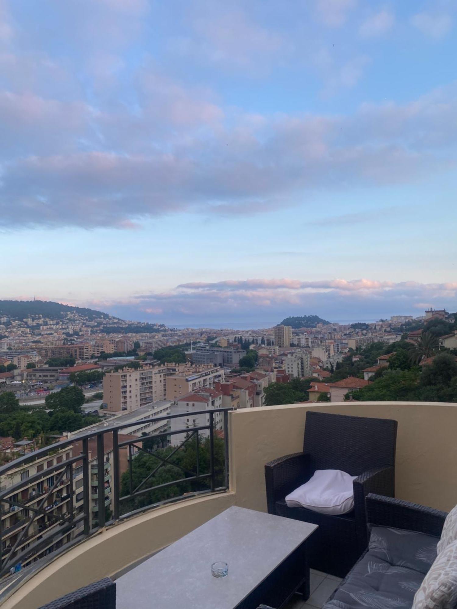 Apartment Appartement-nice 01 Vue - Panoramique Wifi-parking