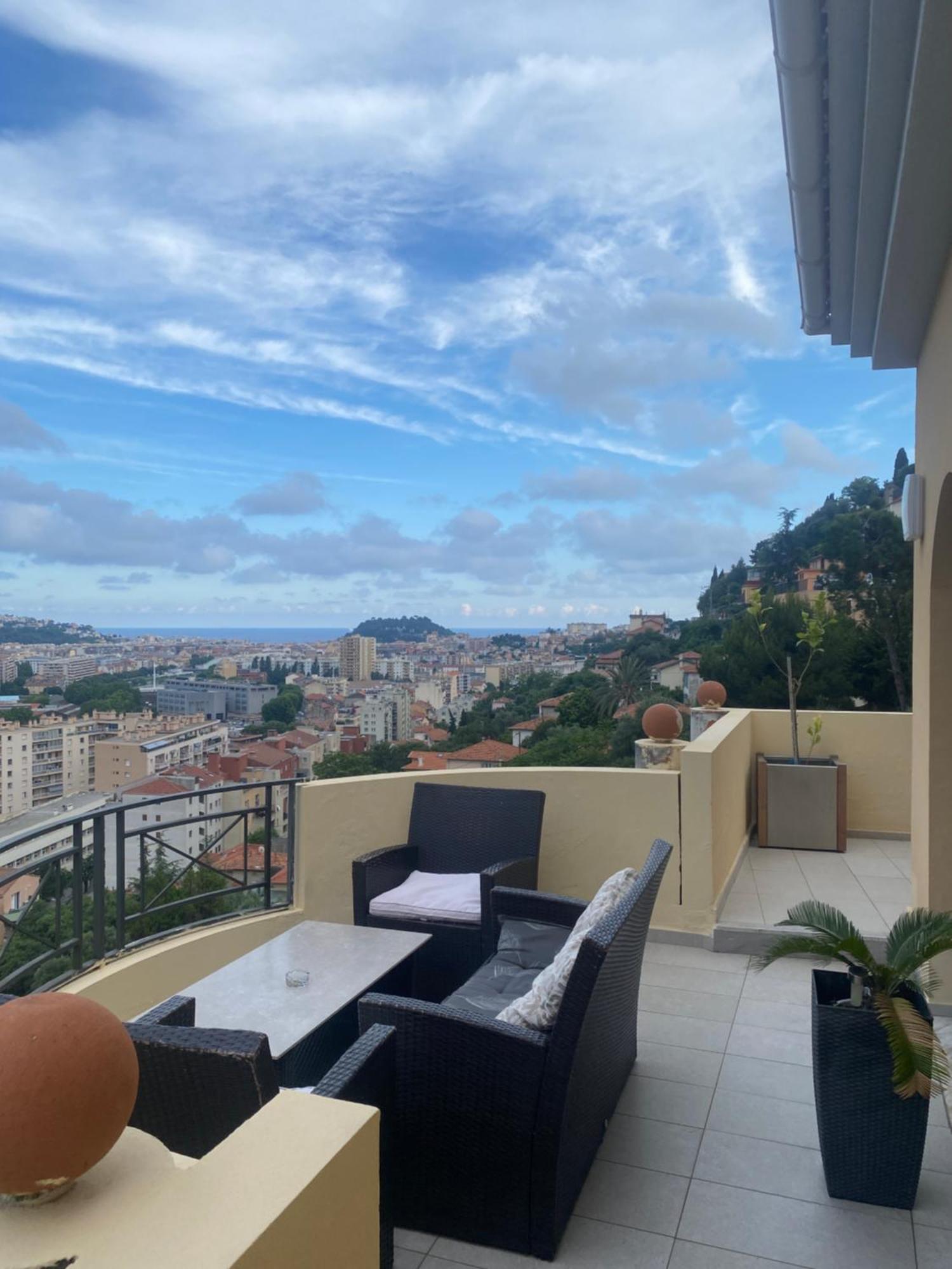 Apartment Appartement-nice 01 Vue - Panoramique Wifi-parking *