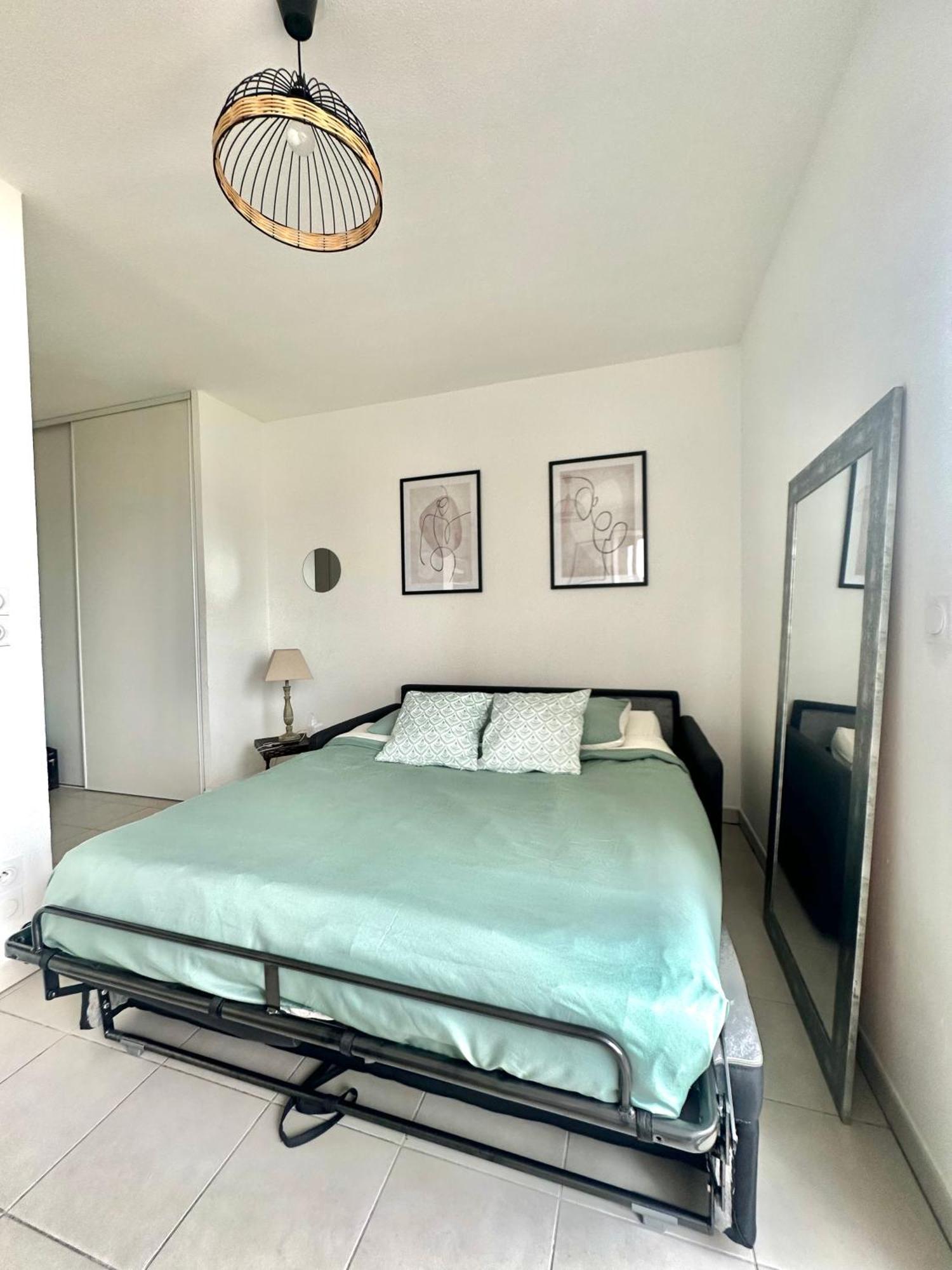 Cosy Avec Parking Et Vue Feerique * Nice