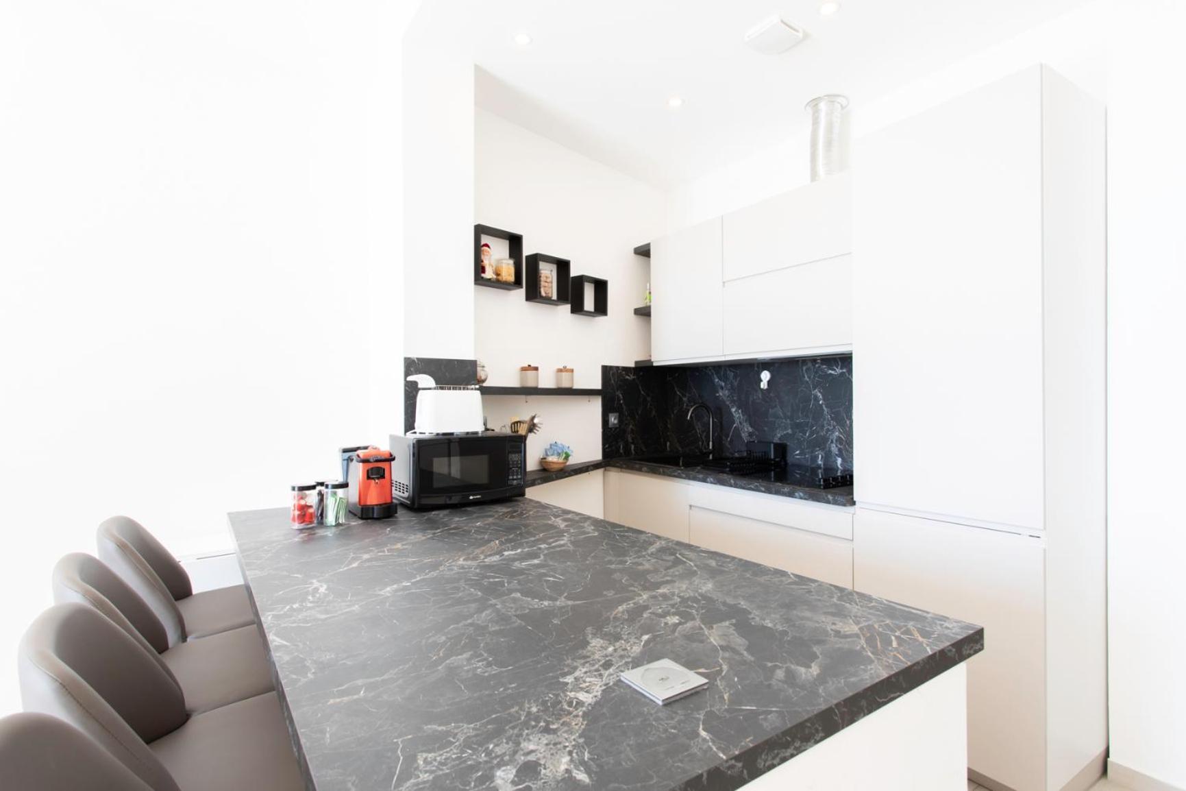 #35 Promenade Vue Proche Aeroport Balcon &ac Apartment