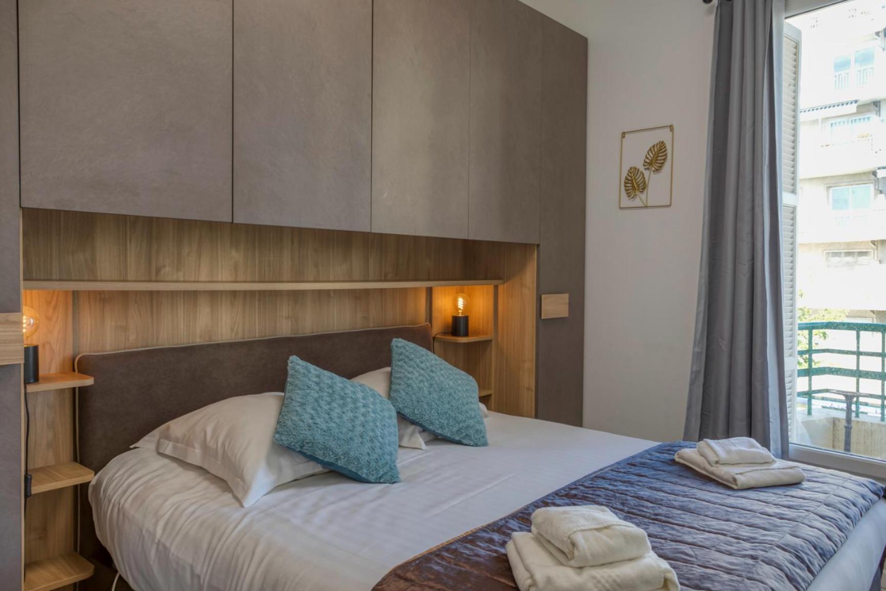 #35 Promenade Vue Proche Aeroport Balcon &ac Apartment