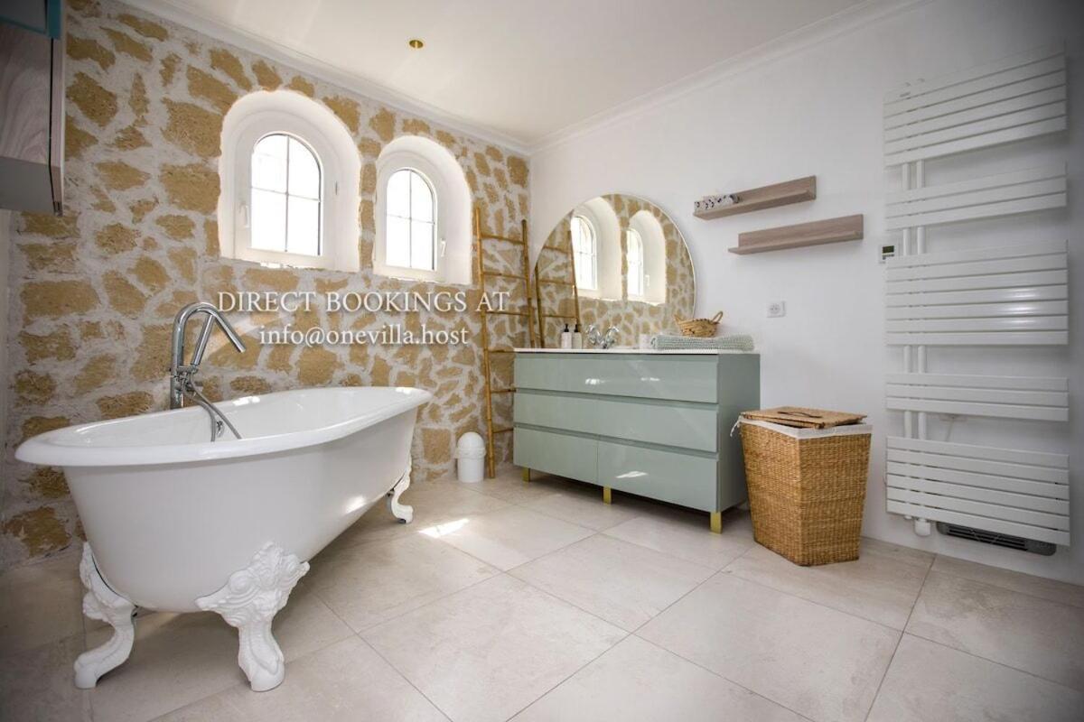 Luxury In Holiday home