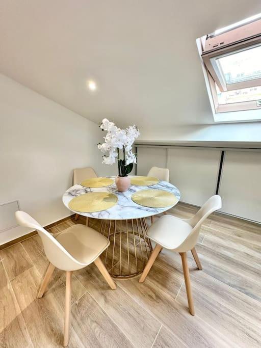 Appartement Climatisé - 2min Plage-tram-restaurant *