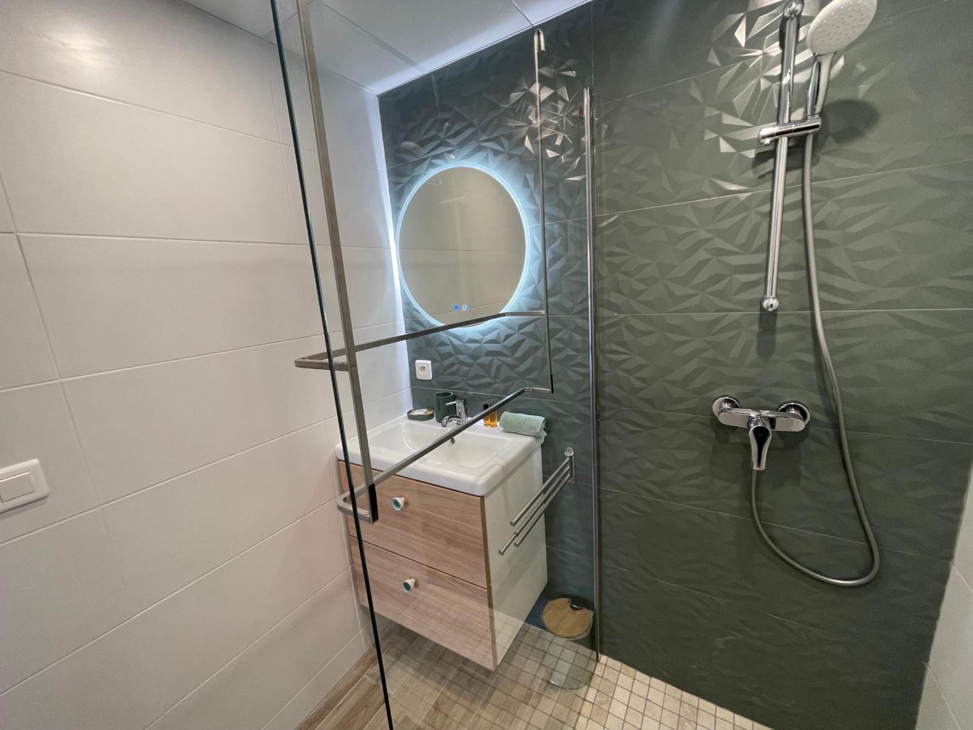Homelivia Av Jean Medecin Apartment