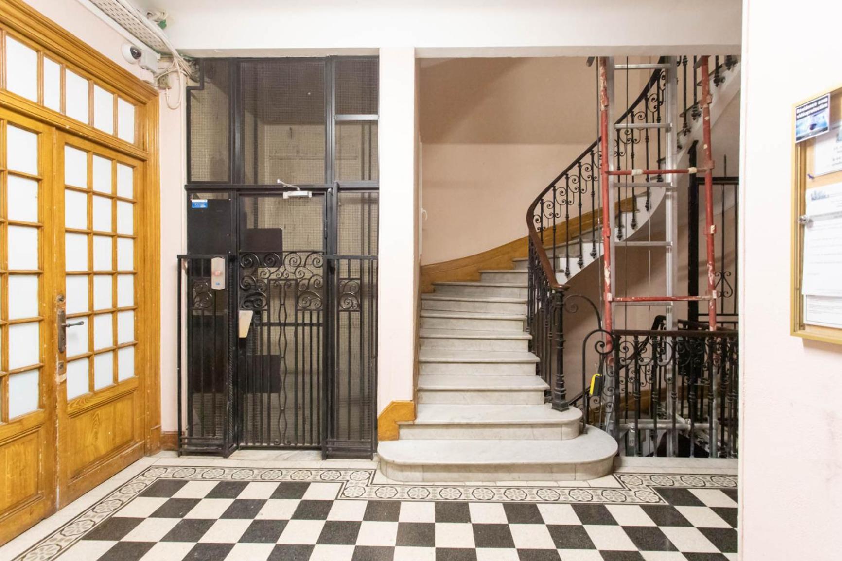 L48 Smart 1 Bdr Ac. Centre 10mins Sea *