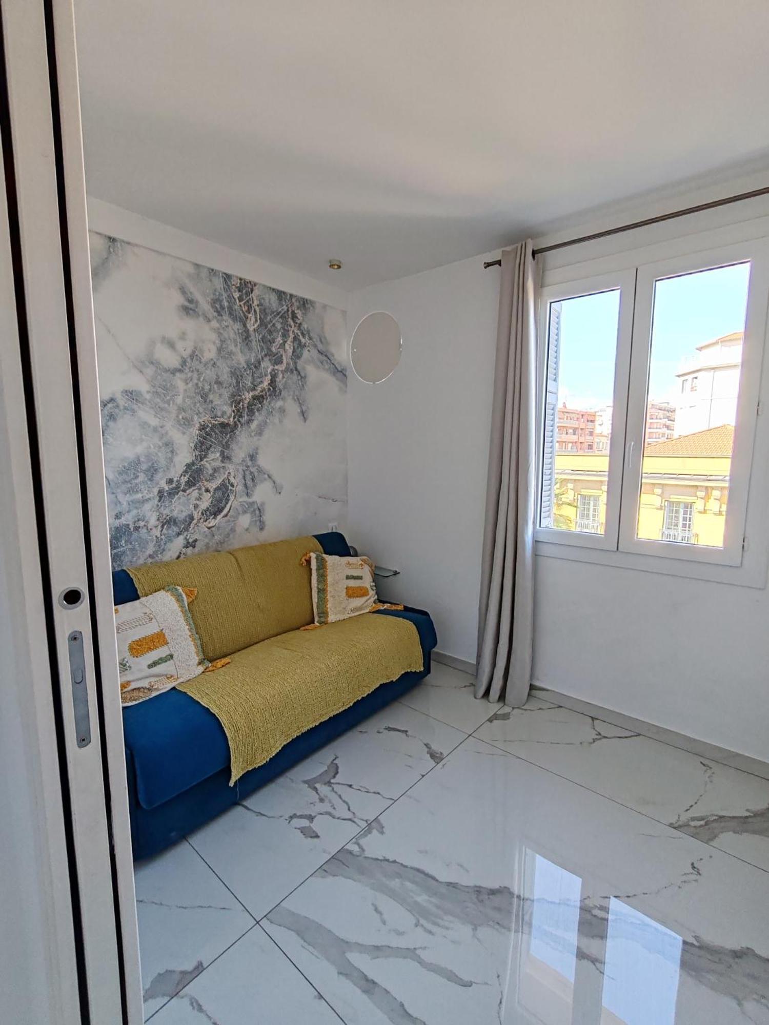 Front, Superbe Pour 4 Personnes Apartment *