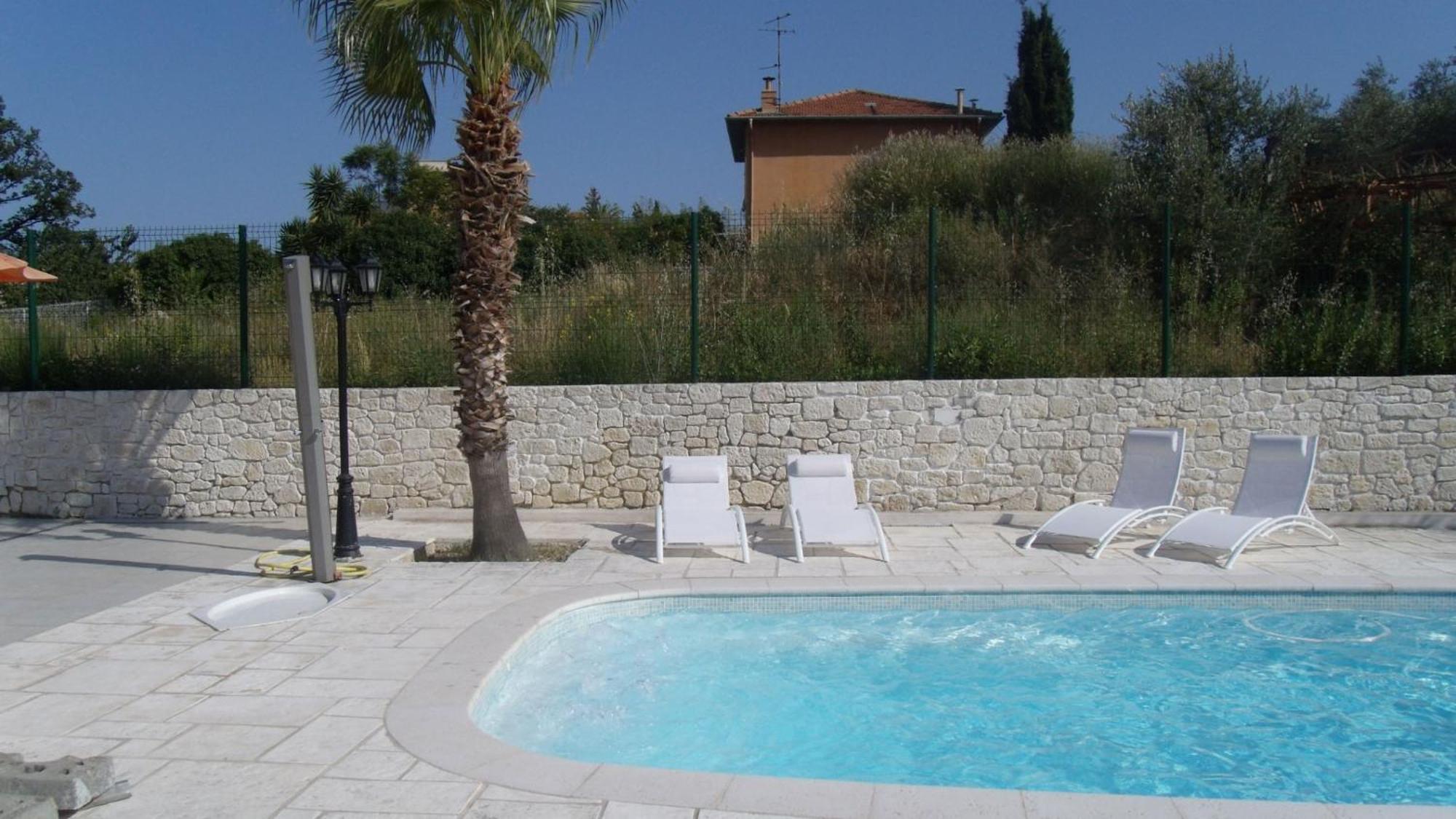 Magnifique Sur Les Hauteurs De Nice, Piscine, Parking Et Wifi Nice