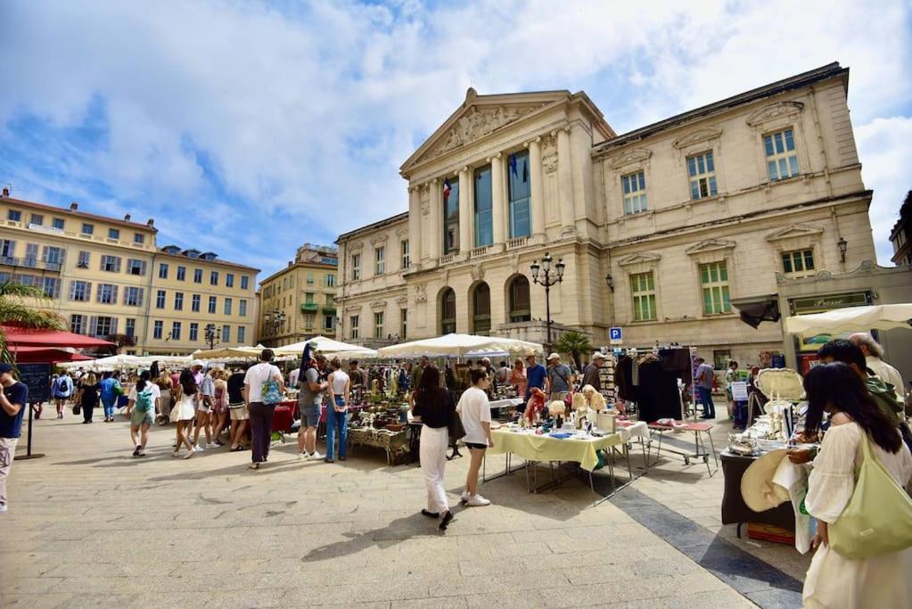 Signature Cours Saleya * Nice