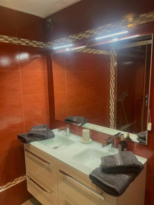 Cosy 2 P,a Deux Pas De La Plage, Calme-parking *