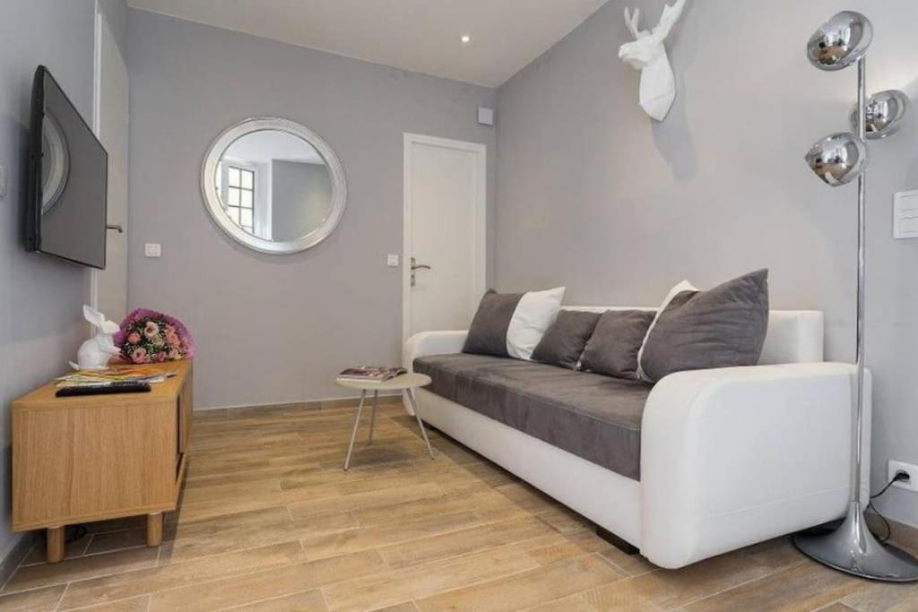In Old Town - 2min Beach, Restaurant & Bars Apartment *
