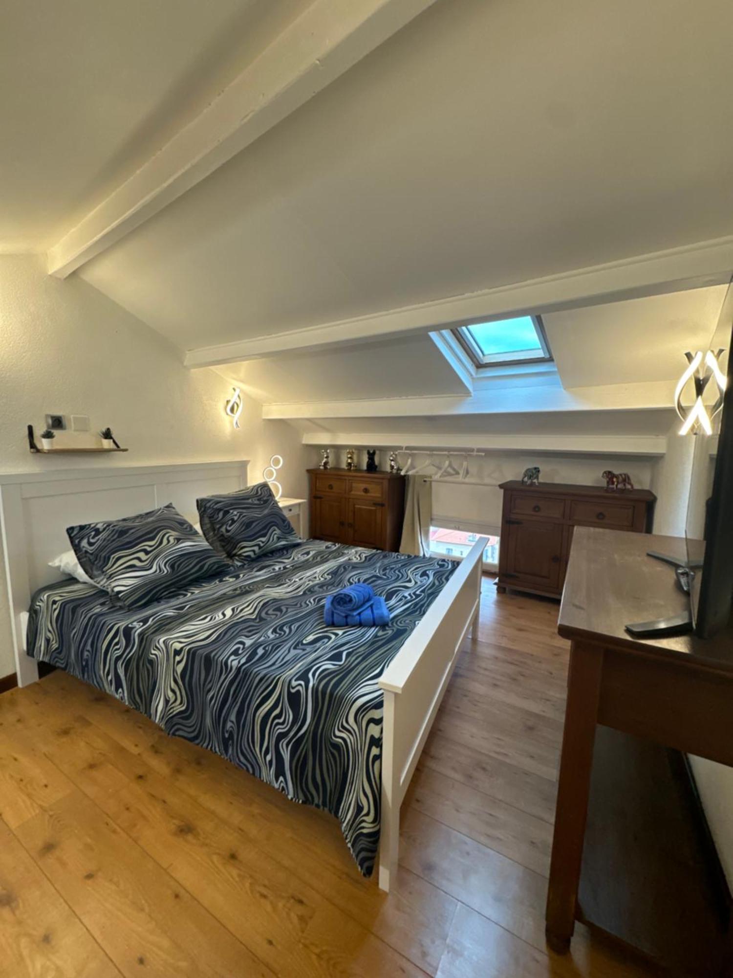 Apartment Duplex Proche Port De