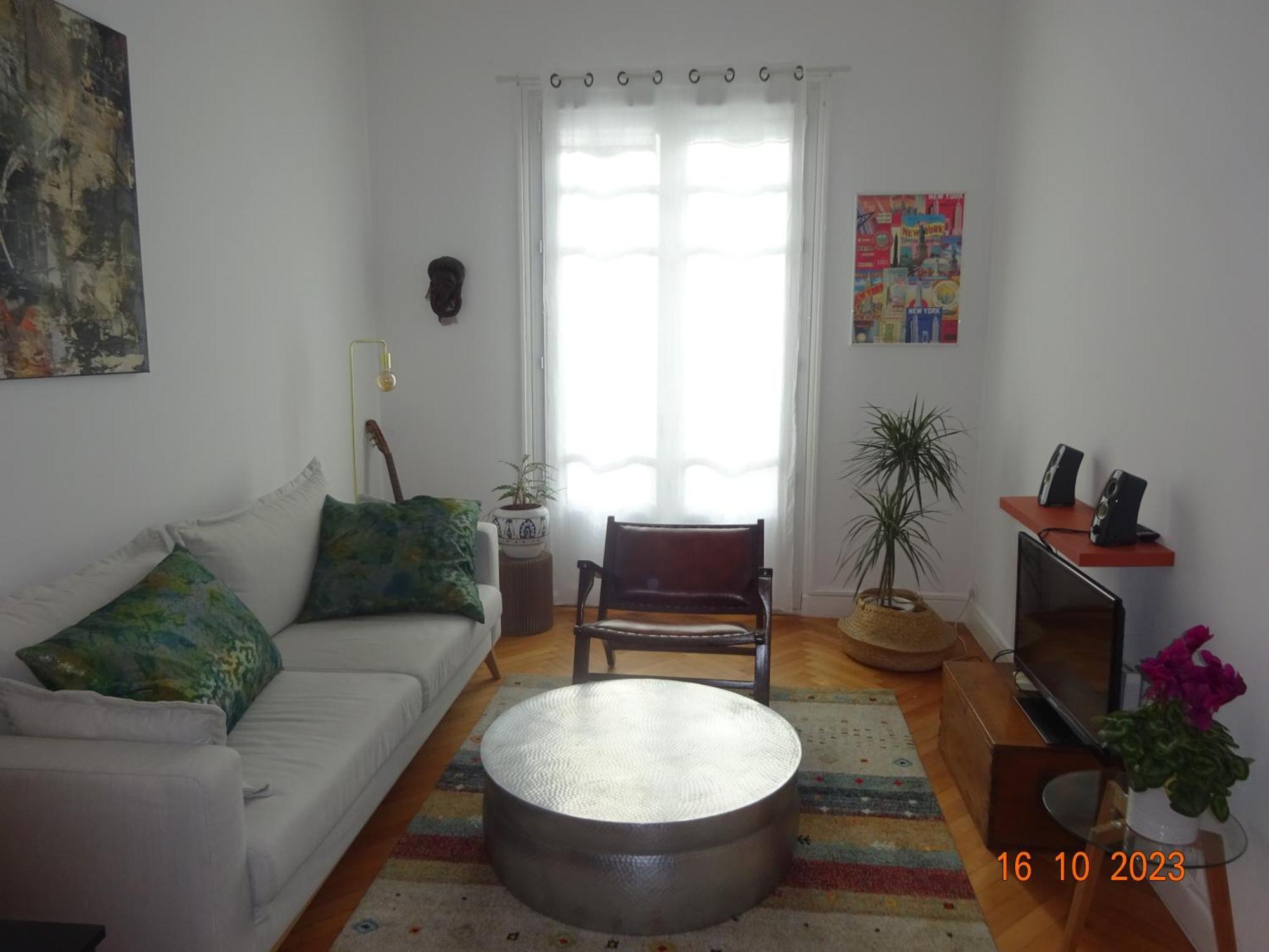 Privee Dans Confortable Appartement Nice