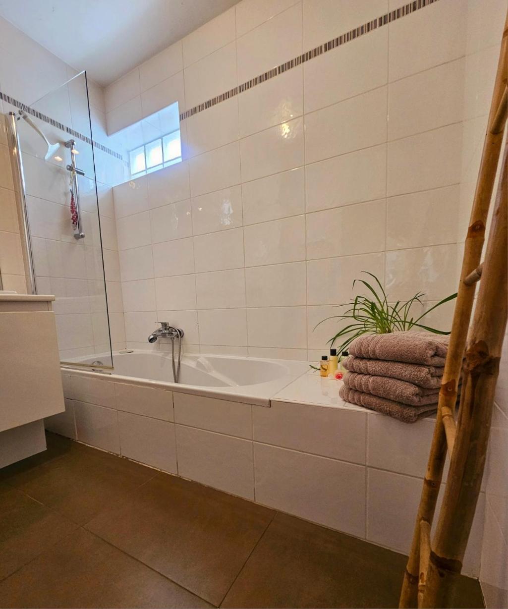 T2 A La Liberation, * Nice