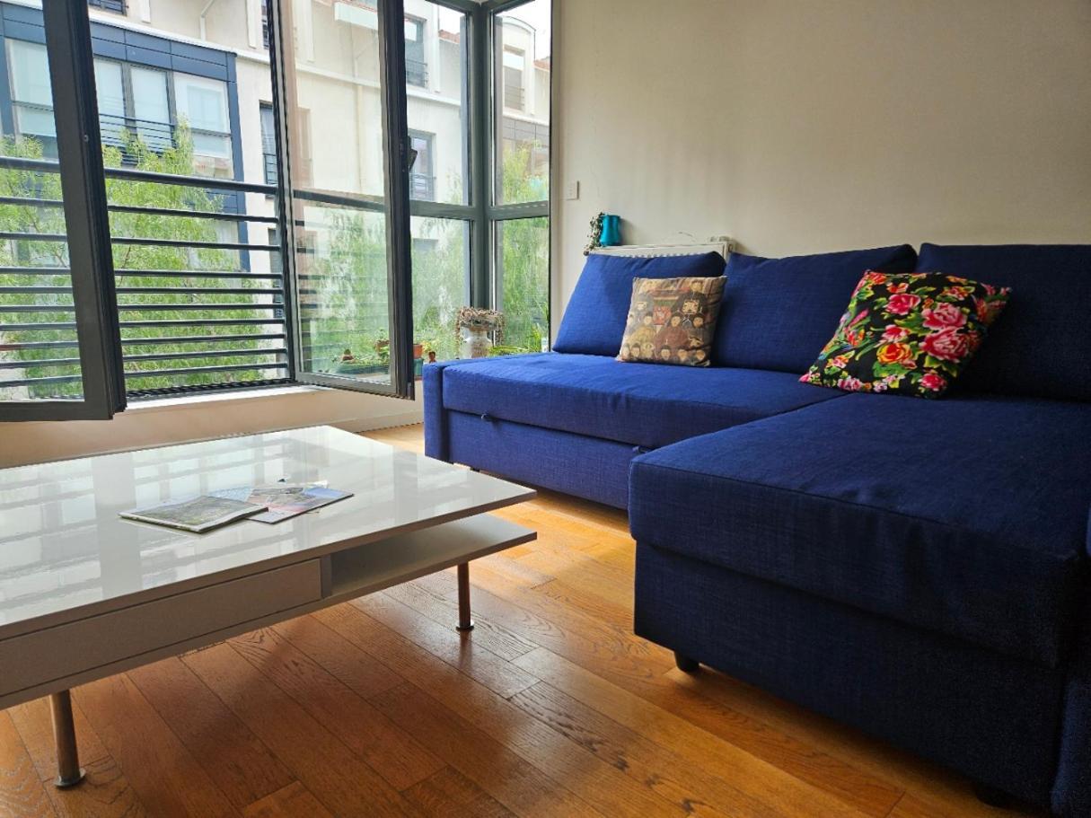 Apartment T2 A La Liberation,