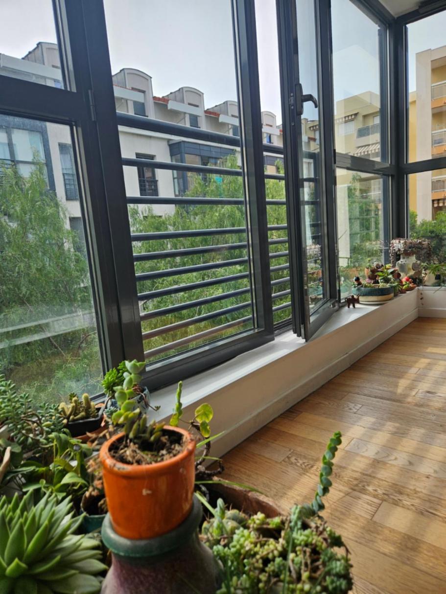 T2 A La Liberation, Apartment Nice