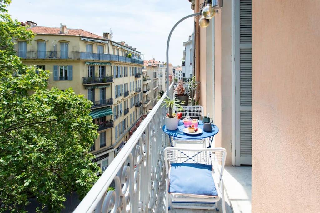 #27 Staywizus - Urban Ac 2 Bedrooms 10mins Walk Sea & Old Town Apartment
