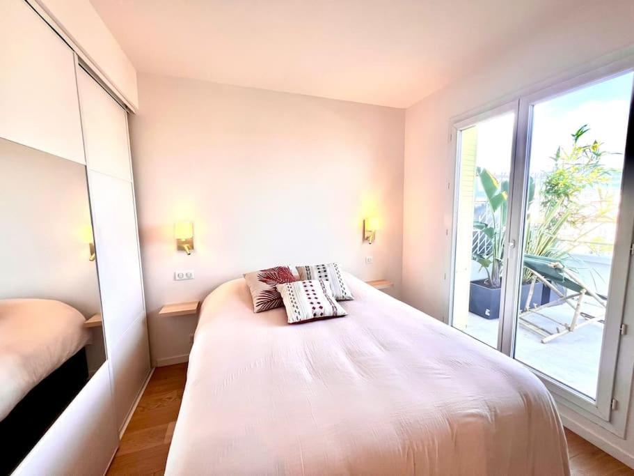 Charming Penthouse In - 10 Minutes From Seaside * Nice