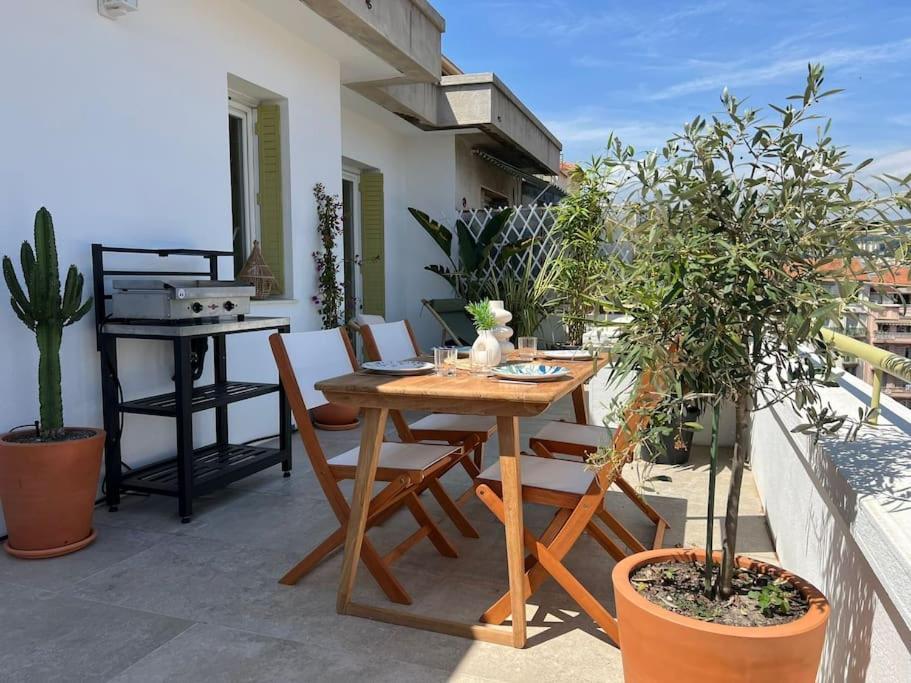 Charming Penthouse In - 10 Minutes From Seaside * Nice