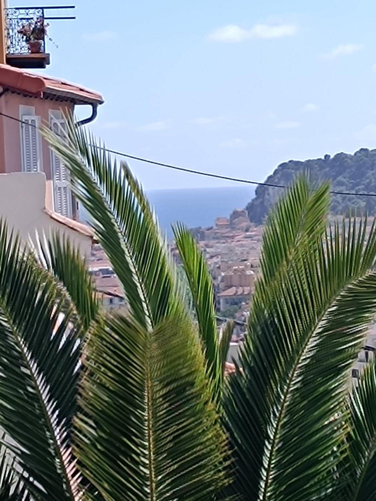 Double With Great View Homestay *