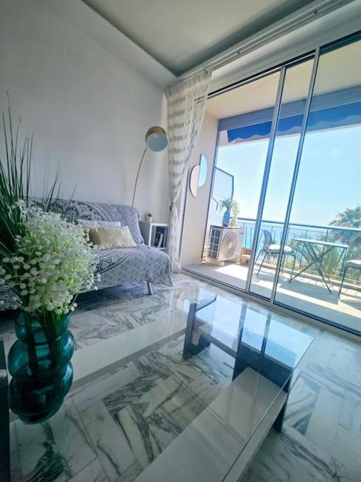 Chic Vue Mer Avec Clim Sur La Prom Apartment