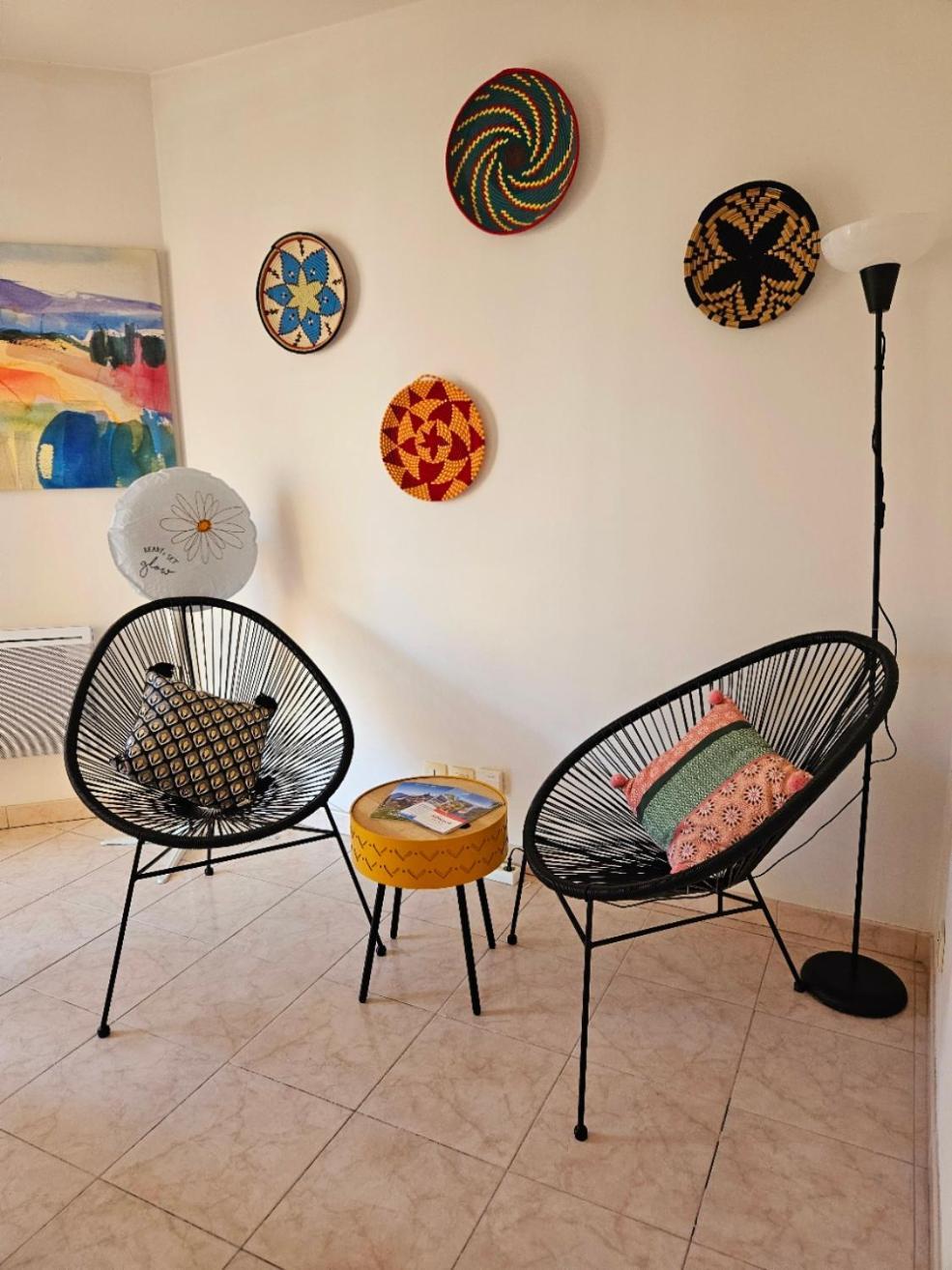 Studio Lumineux En Plein Centre-ville, Avec Terrasse Privee Sur Cour, Situe Place Du Pin Apartment