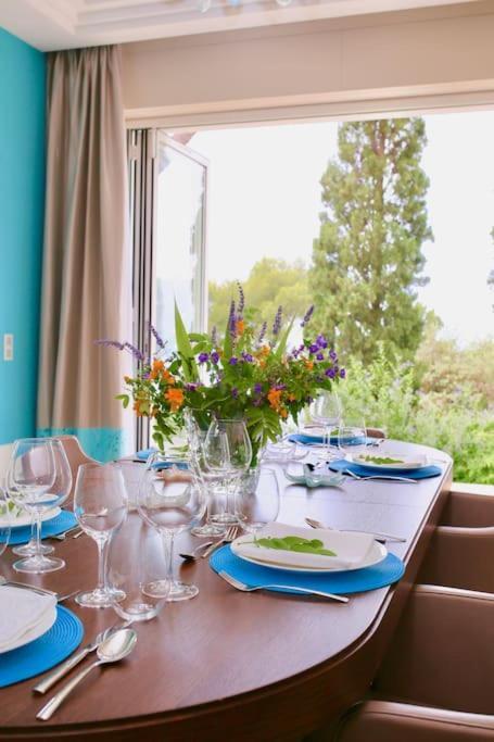 Seniff In Villa Nice