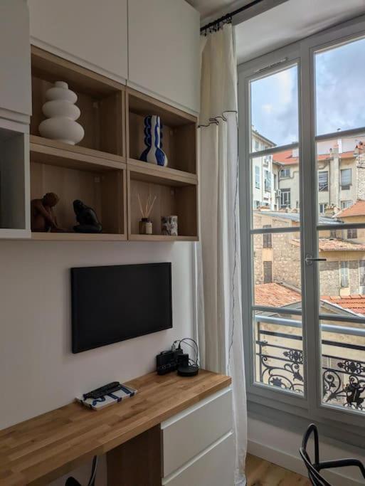 Apartment Studio En Plein Centre De Nice