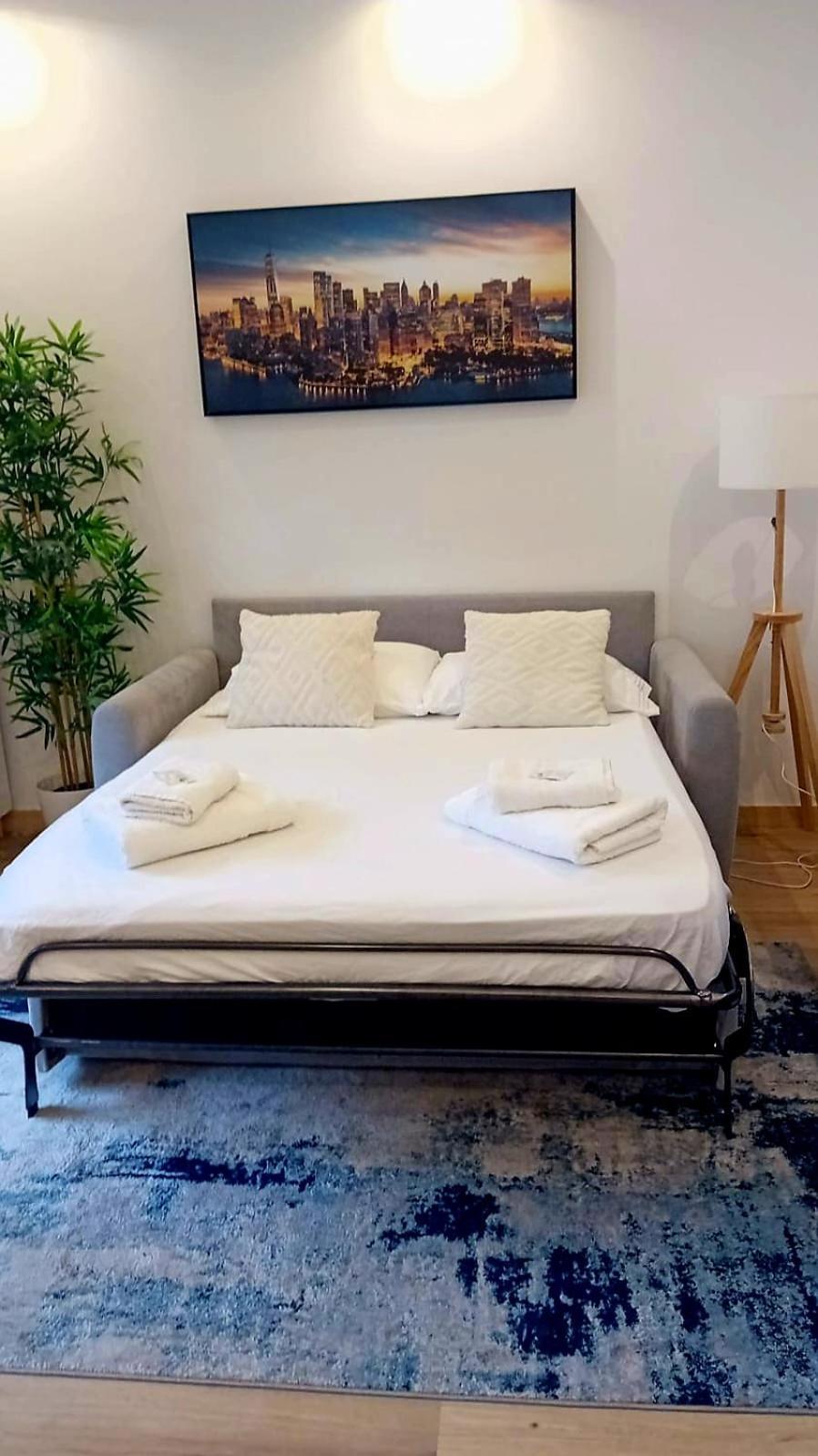 Apartment Renovated Near The