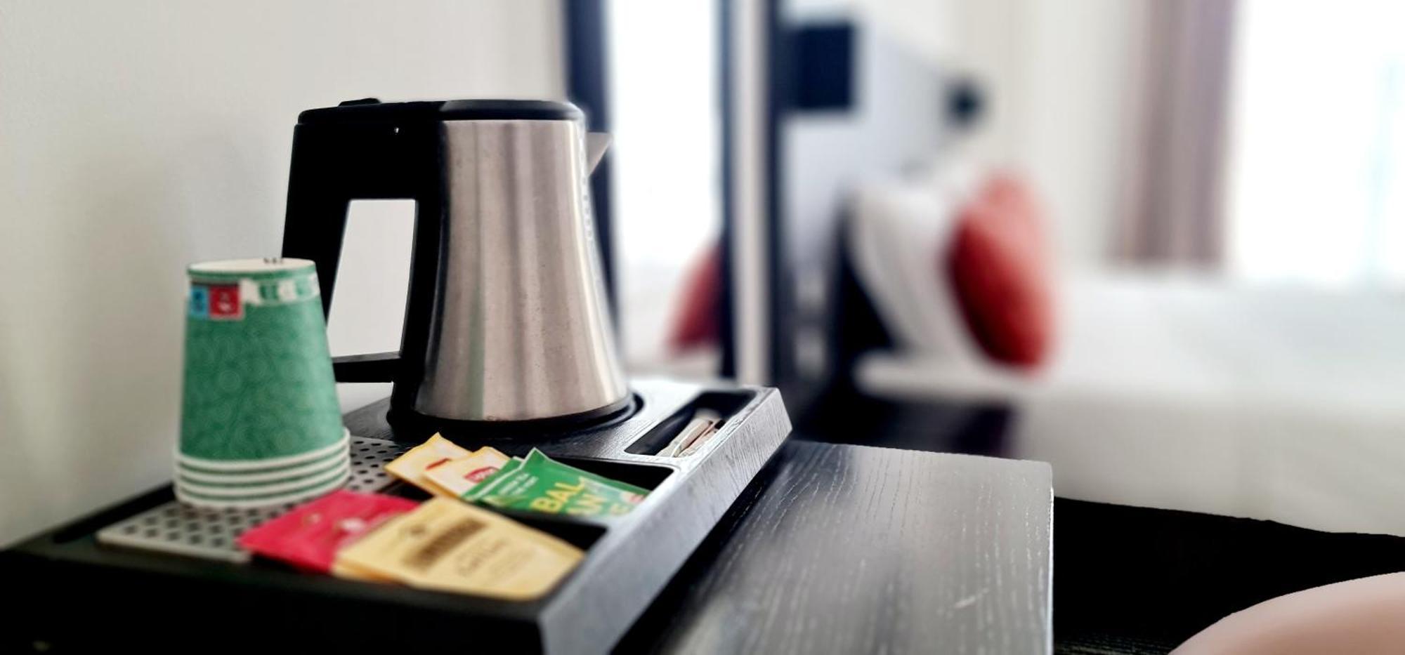 Evelia Hotel
