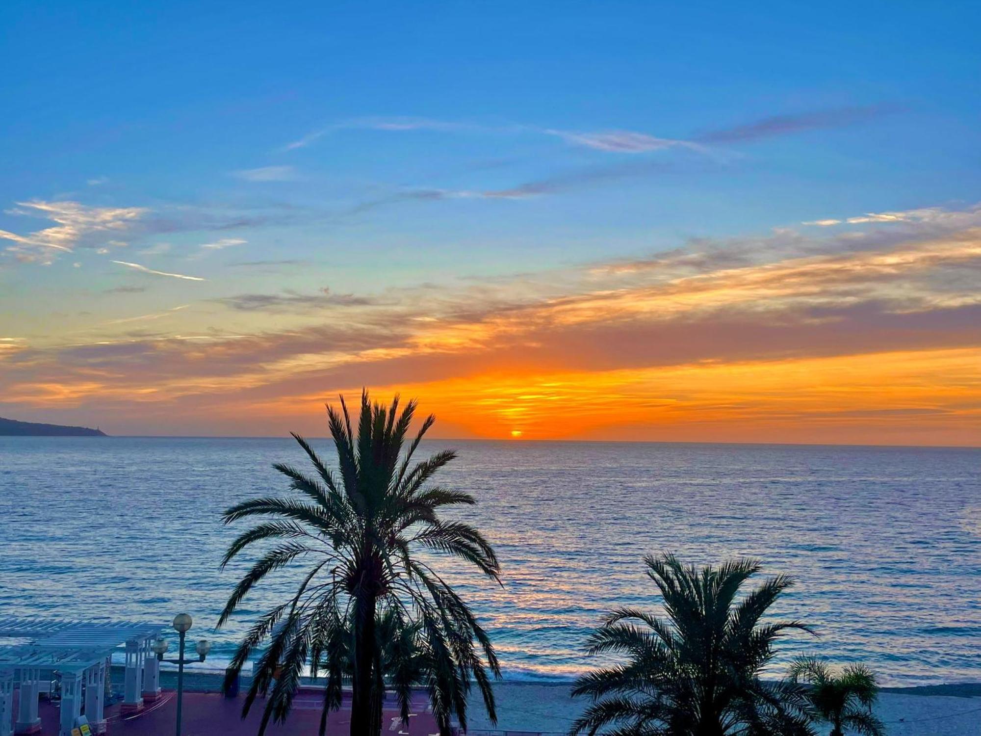 A Charming Corner On The Promenade Des Anglais Appartement
