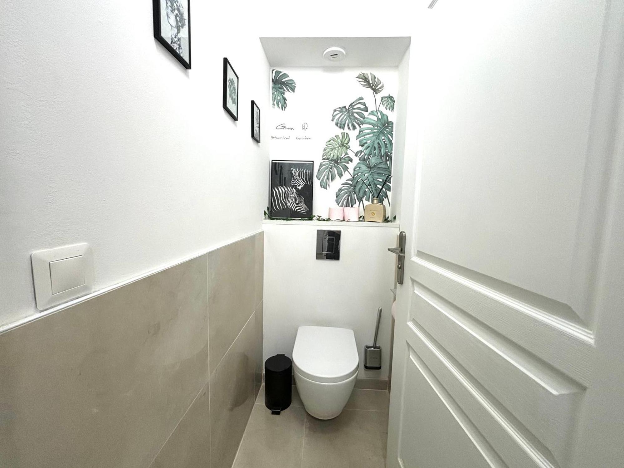 Port , 2br, 6 Guests, Walk To And Old Town * Nice