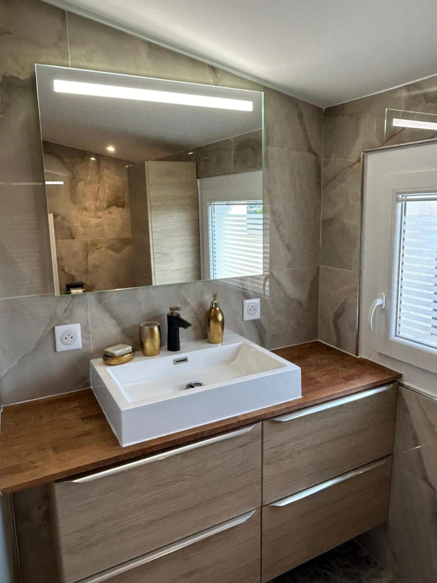 Duplex Oliveraie Piscine Au Sel Marin Et Parking Apartment *