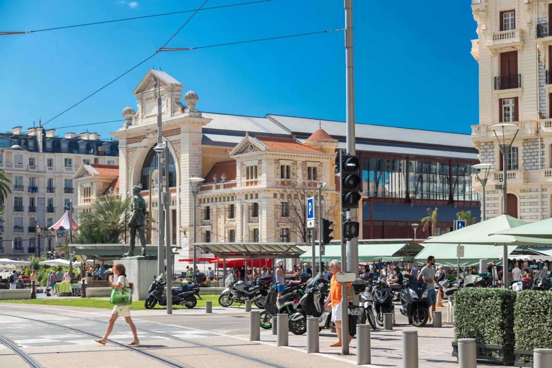 Magnifique T4 - Spacieux Standing - Ac - Wifi - Coeur De