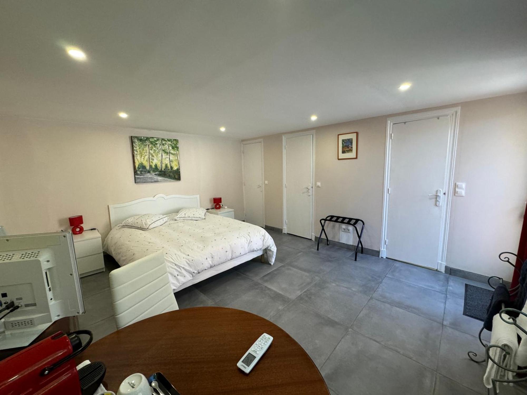 D'hotes A L'ancre Marine De La Rose Bed & Breakfast Nice