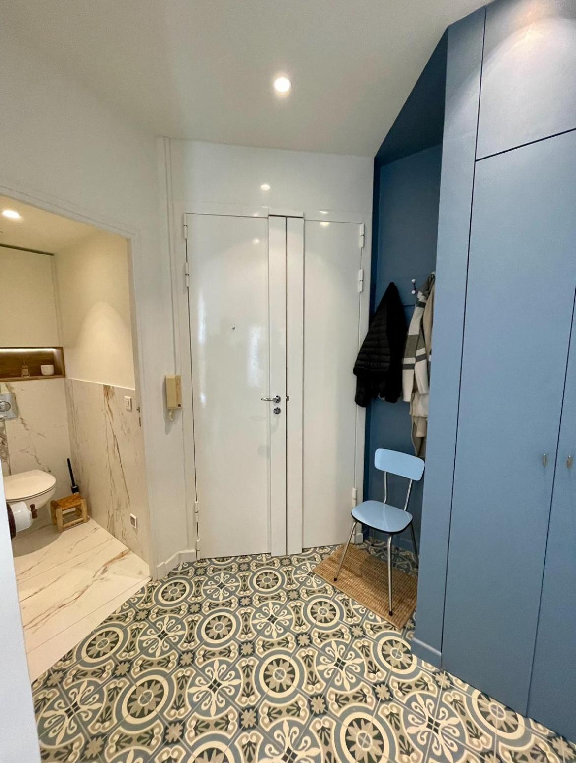 Apartment Bright, Spacious 2 Bedroom Apartment, Walk To & Old Town