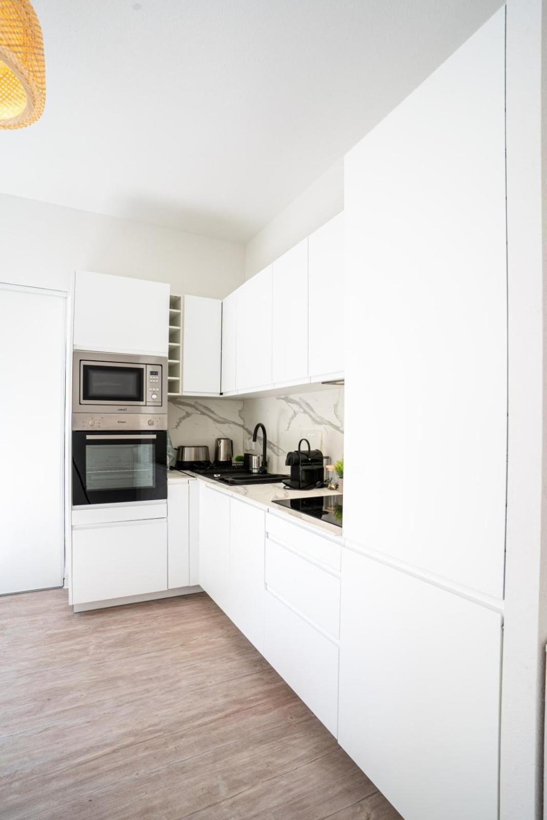 Apartment 06bz - Modern In The Heart Of The Port *