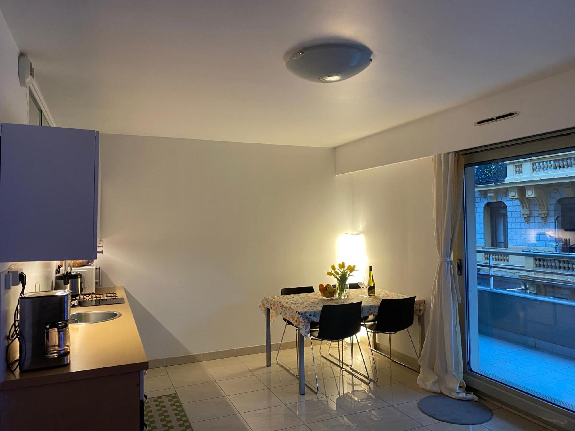 Apartment Grand Palais De La Mediterranee Access