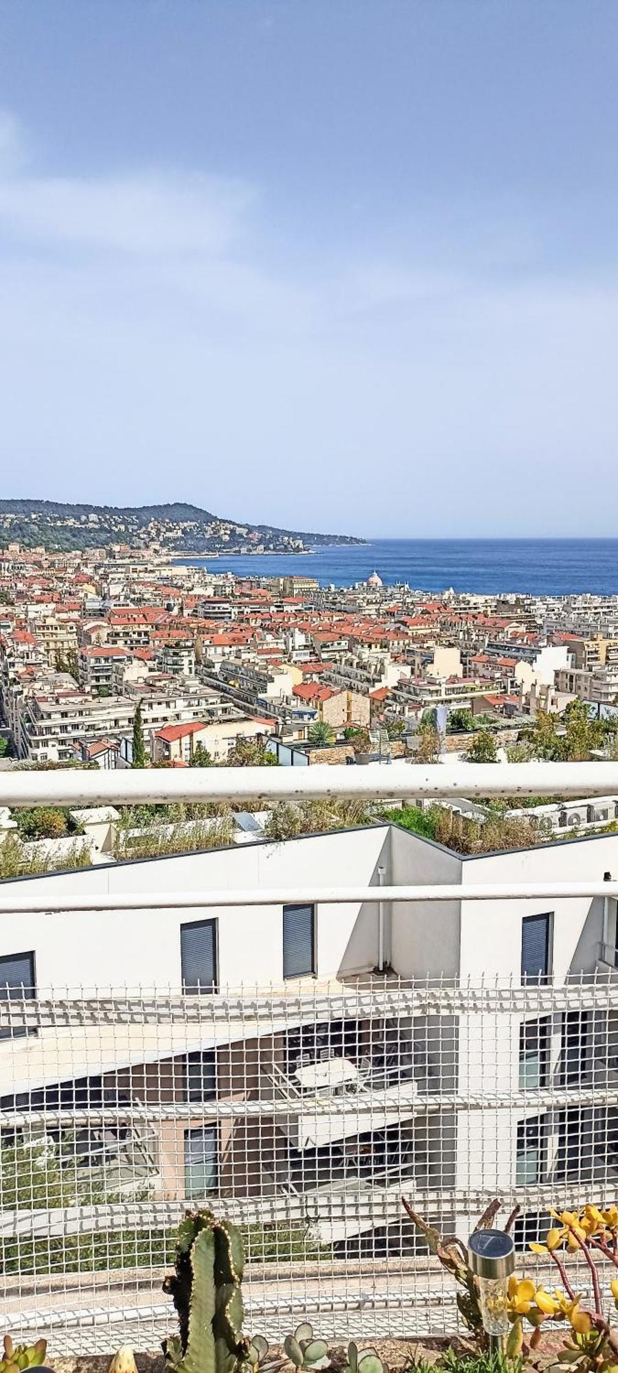 Vue & Nice