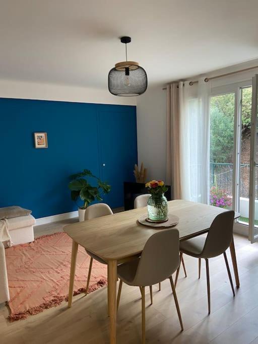 Superbe T2 Dans Avec Balcon Et Parking Nice