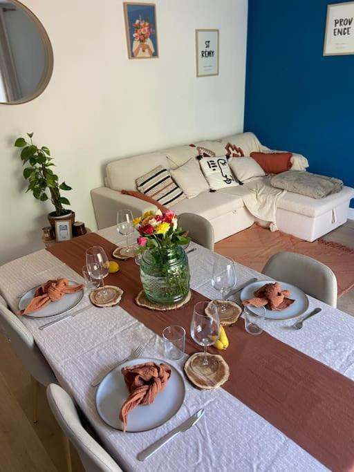 Apartment Superbe T2 Dans Avec Balcon Et Parking *