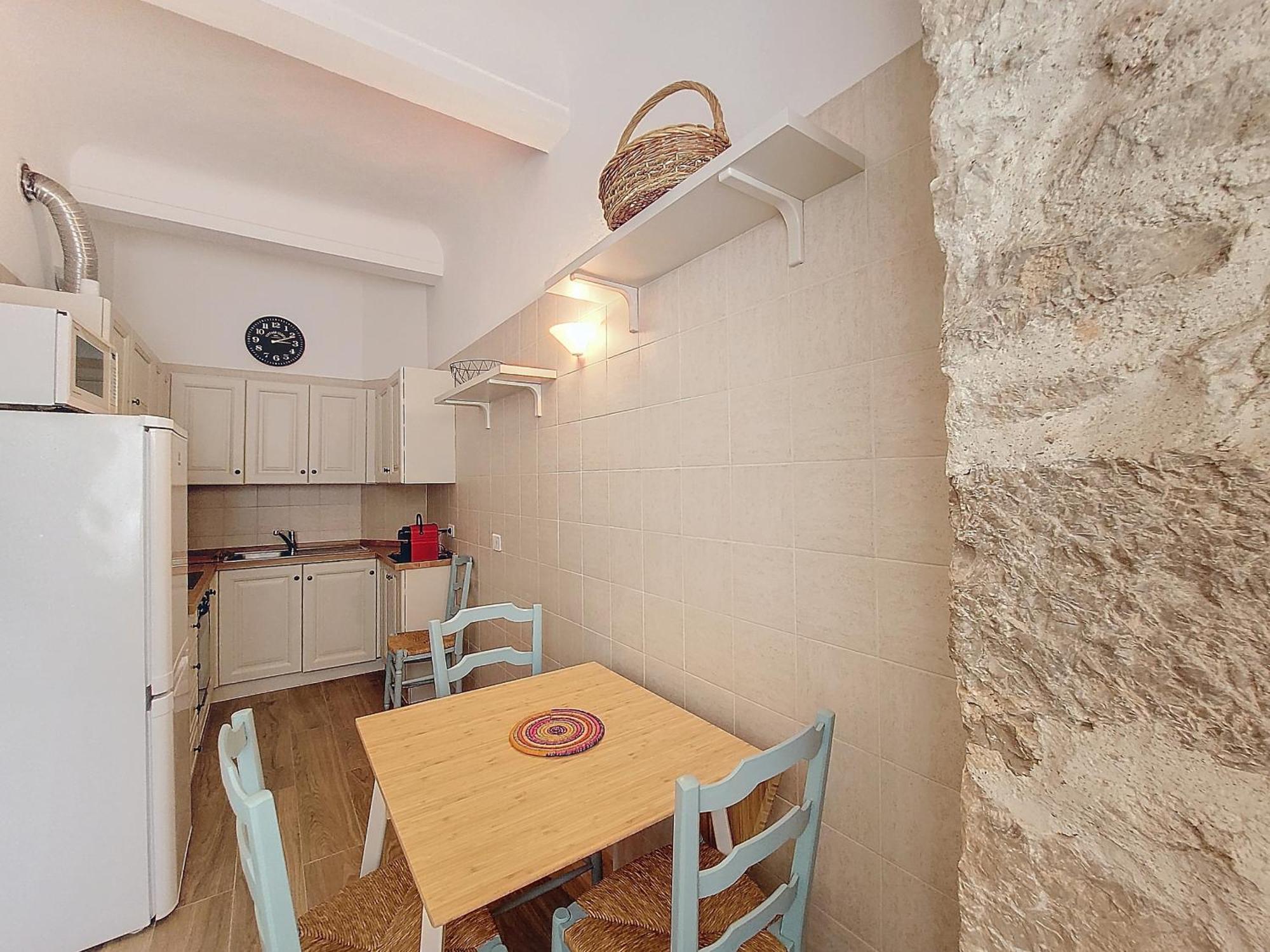 Nestor&jeeves - Fay - Near - Promenade Nice